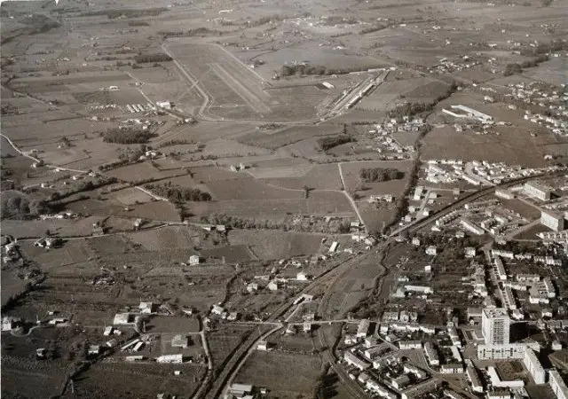 Vue aérienne du circuit du Séquestre et de l'aérodrome d'Albi.